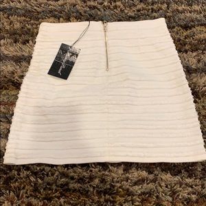 New women’s skirt